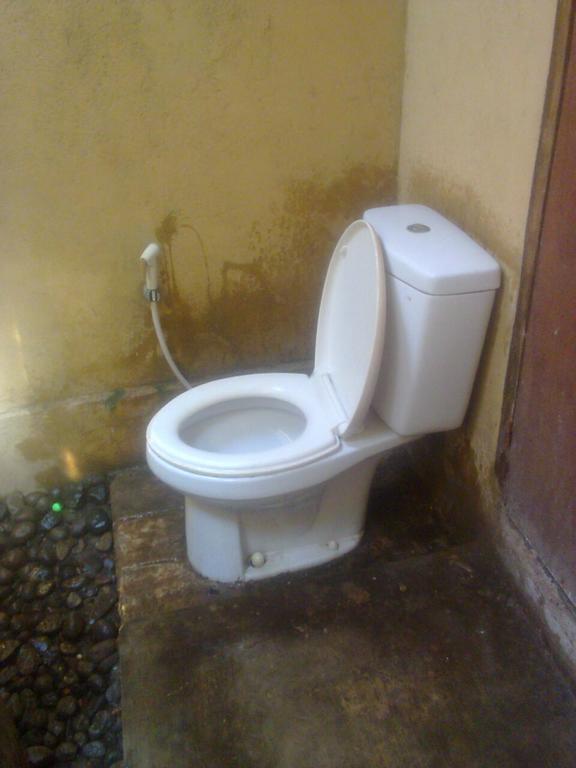 Baleku Homestay Trawangan Джили Трауанган Екстериор снимка