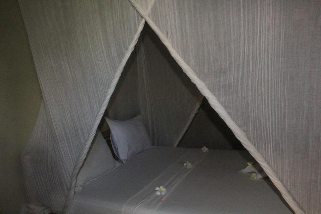 Baleku Homestay Trawangan Джили Трауанган Екстериор снимка